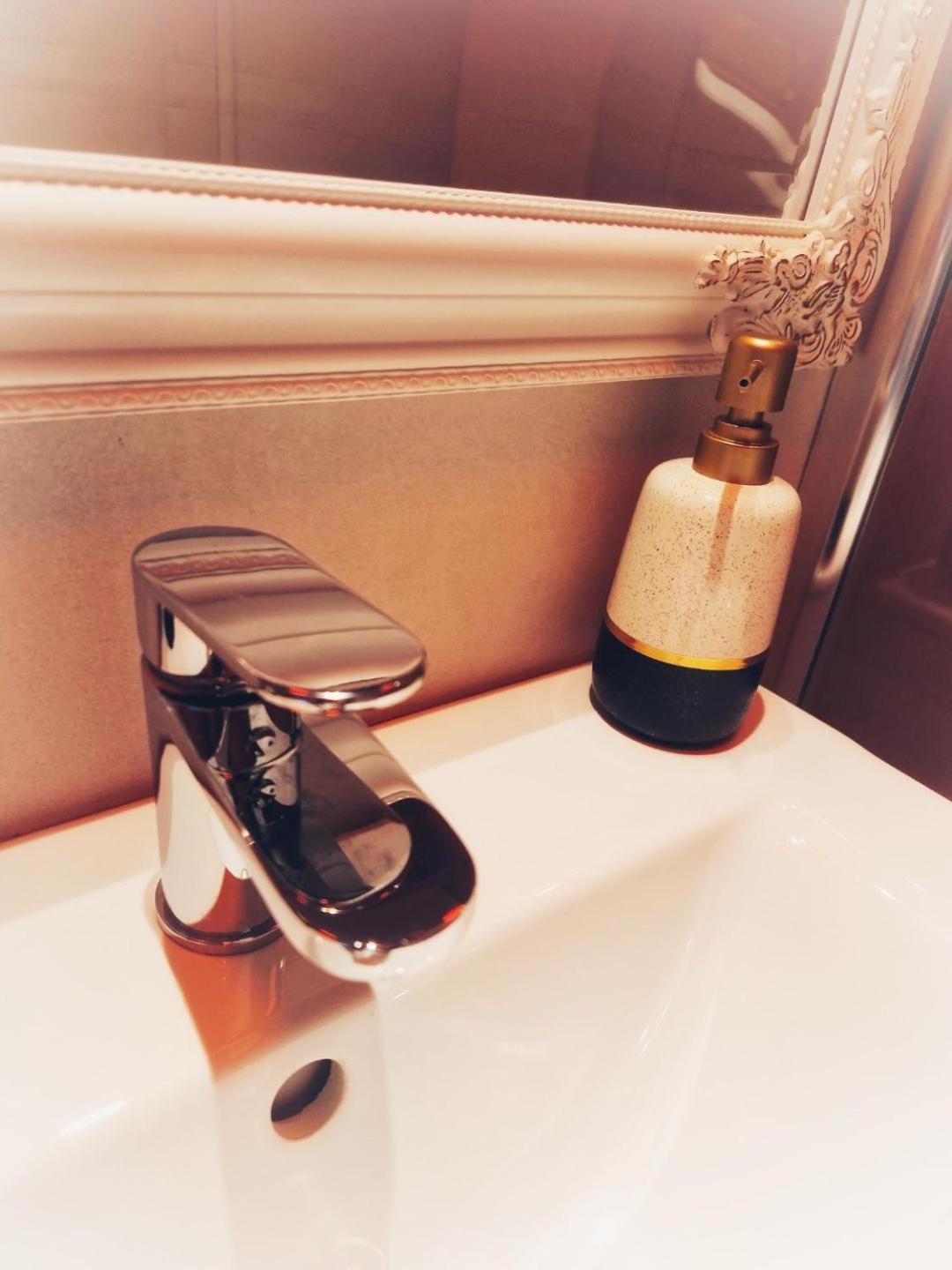 Apartament Afi Discret Jacuzzi Bukareszt Zewnętrze zdjęcie